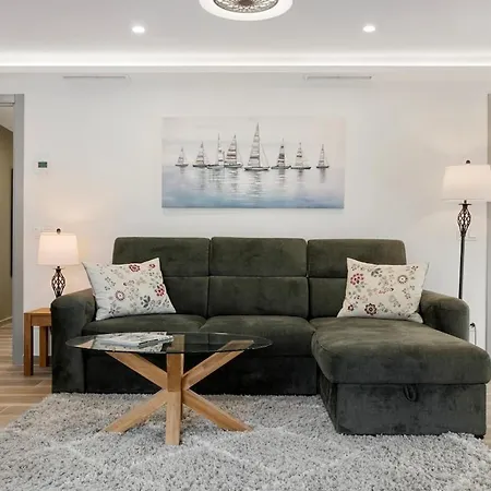 Casa Bonbini Ii By Asola